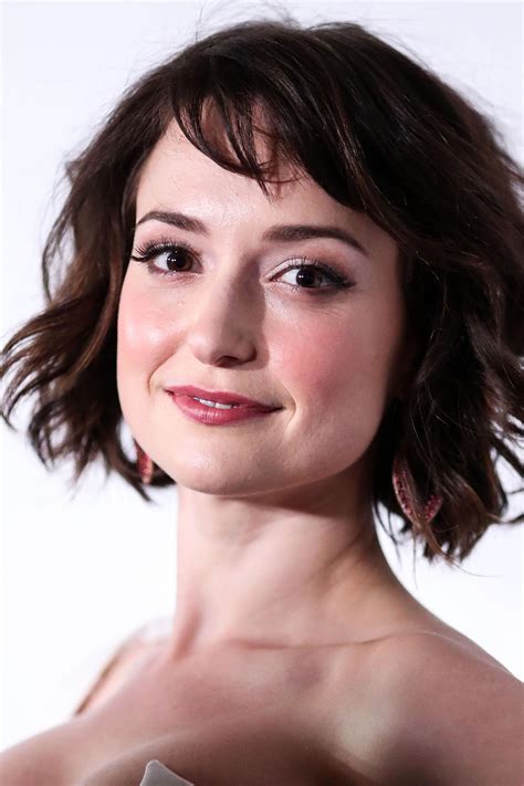 Milana Vayntrub - Profile Images — The Movie Database (TMDB)