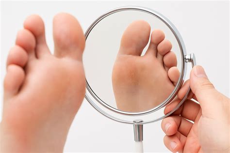 Evitar hongos gimnasios: Guía para piscinas y duchas 2025