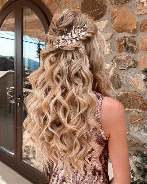 15 Simple Boho Bridal Hairstyle Ideas | ThriveNaija