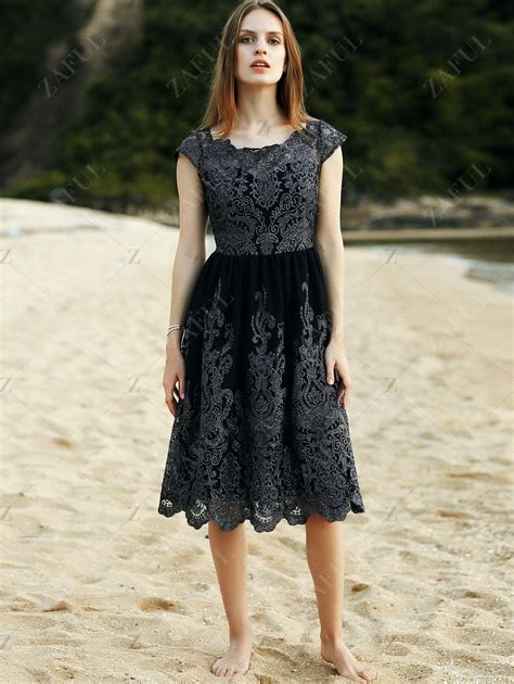 Lace Scoop Neck Short Sleeve Midi Dress | Midi short sleeve dress, Midi ...