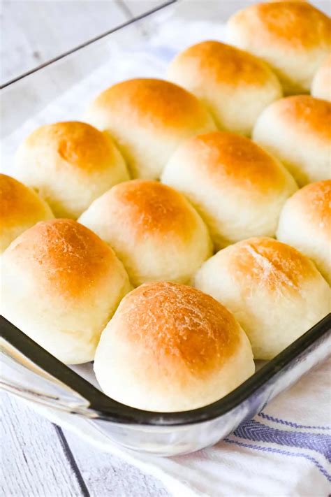 Bread Machine Dinner Rolls - THIS IS NOT DIET FOOD