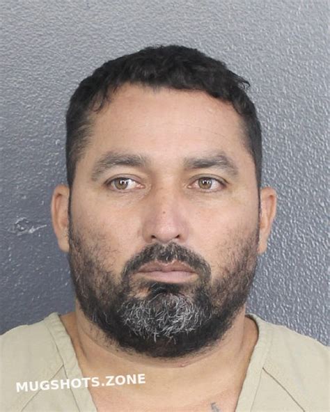 HERNANDEZ JOSE 04/18/2023 - Broward County Mugshots Zone