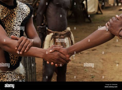 Formal Greetings In Africa , How to say hello in 23 African languages ...