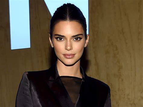 Kendall Jenner posts a nude photo, sparking debate about Instagram's ...
