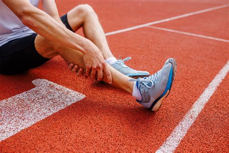 17 Causes of Foot Pain While Running & Top Podiatry Treatments