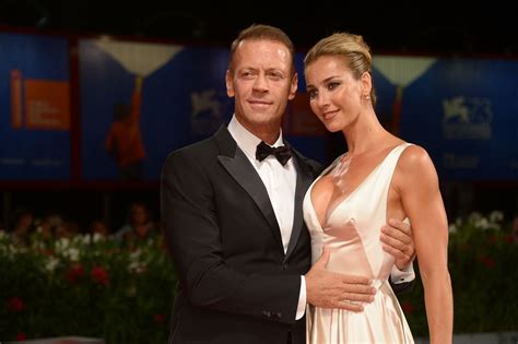 Rocco Siffredi, arriva la serie Tv Netflix SuperSex con Alessandro ...