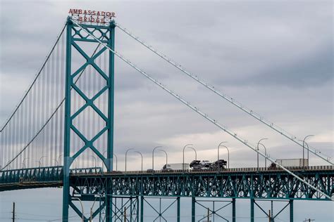 Feds: U.S. Customs and Border Protection officer facing child porn charges