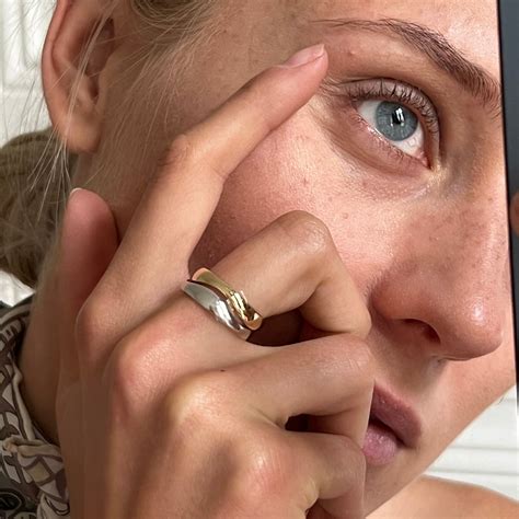 Cartier Love Me ring Size 57 - Luxe & Em