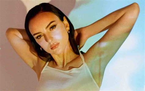 Arisa in concerto al Belvedere di San Leucio il 15 luglio: unica data ...