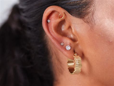 Helix Piercing Guide: Types, Cost, Aftercare & Jewellery | SkinKandy AU