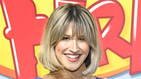 What is group 7 TikTok trend? The Sophia James meme, explained