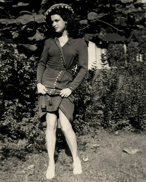 Bettie Page Photo 50's Pin-Up Queen