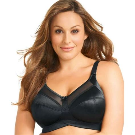 40dd Breast Size