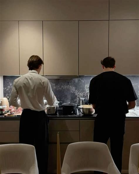 Brandon Kent Exclusive Porn Videos