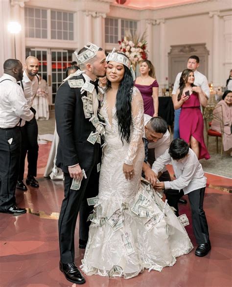 All About the Money Dance Tradition - eventsbyraina.com