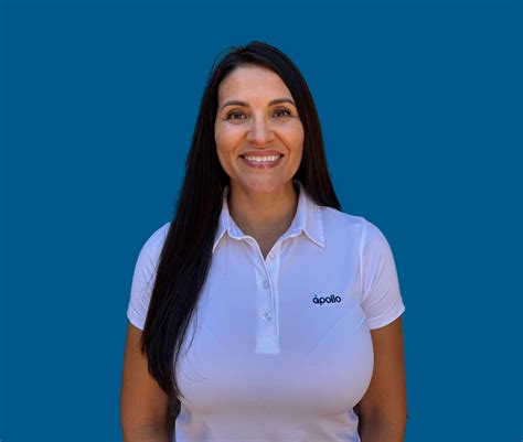 Leadership - www.apollok12.com