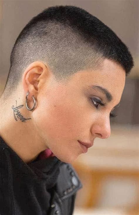 25 Daring And Bold Buzz Cuts For Women - Styleoholic