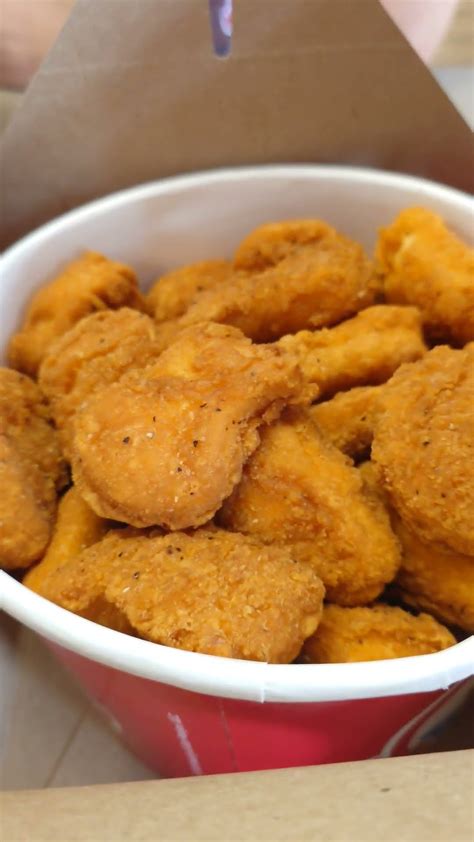 50 piece nuggets Wendy's 1p👌 2p 👌 3p 👌 20$ 8/10 - YouTube