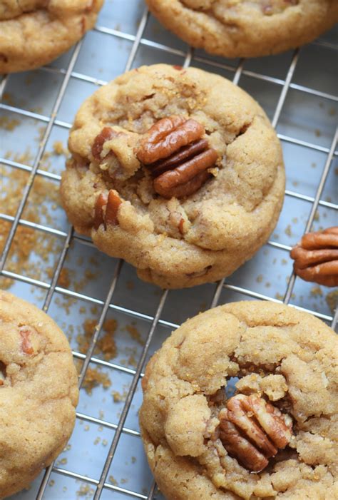 Brown Sugar Pecan Cookies - Julia's Cuisine