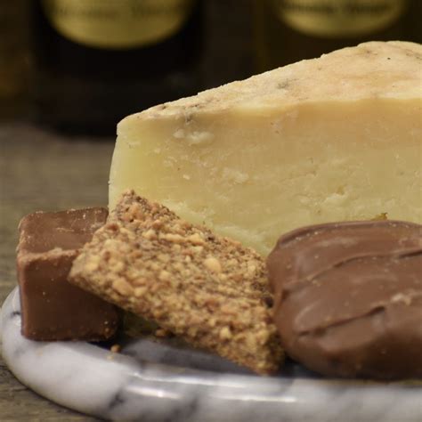 Aged Cheddar Vs Mild Cheddar at Jason Raffaele blog