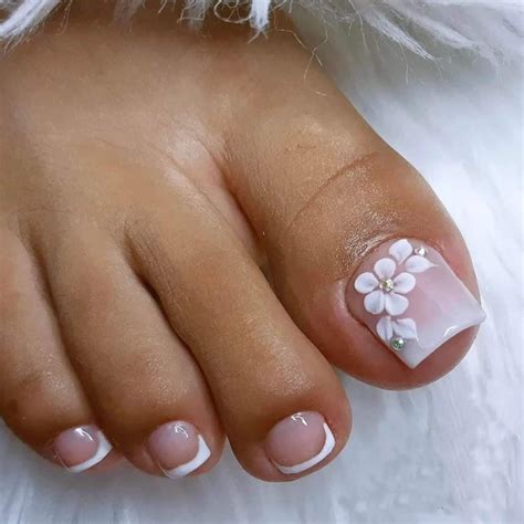 French Pedicure Flower Designs