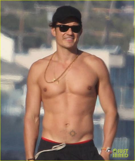 Orlando Bloom Goes Naked Paddle Boarding with Katy Perry: Photo 3725096 ...