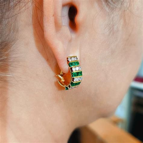 Alternating Emerald & Diamond Earrings | Diamond Mansion