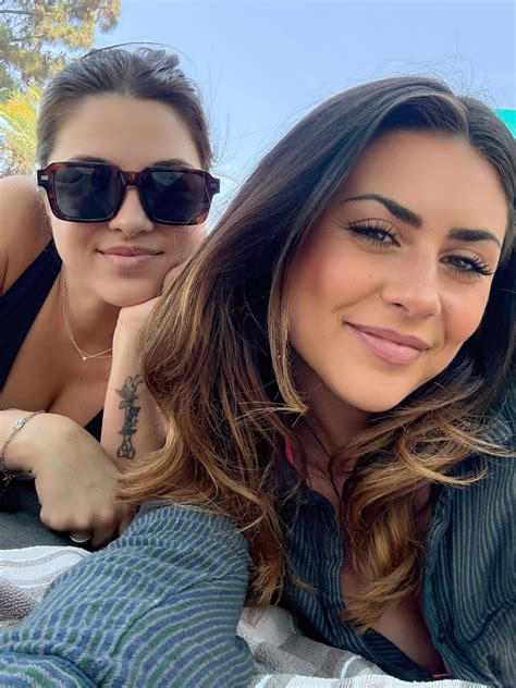 Chloe W Breen (@chloewbreen) • Instagram photos and videos