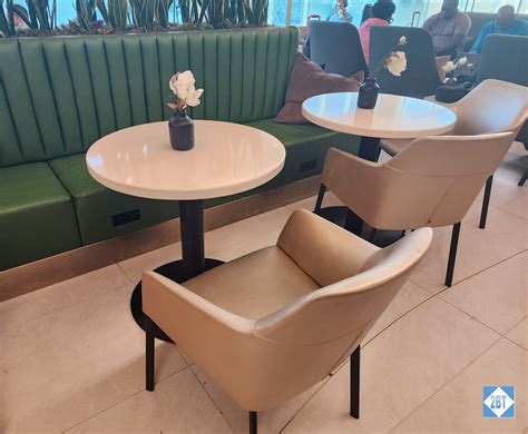 Lounge Review: The Club CLT and Centurion Lounge Charlotte Airport | 2B ...