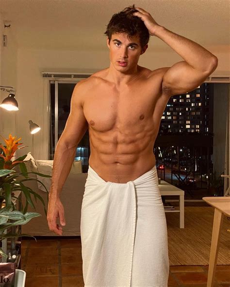 anti-hero : PIETRO BOSELLI via Instagram (01-03-2023)
