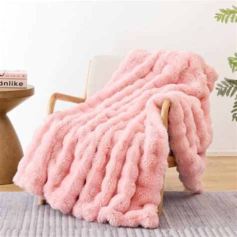 Amazon.com: Smoofy Faux Fur Blanket Rabbit Fleece - Blush Pink Fluffy ...