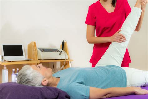 Chiropractic Care vs Physical Therapy | Coastal Integrative Healthcare