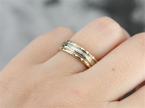 White and yellow gold wedding bands for women | Beachweddingtips.com