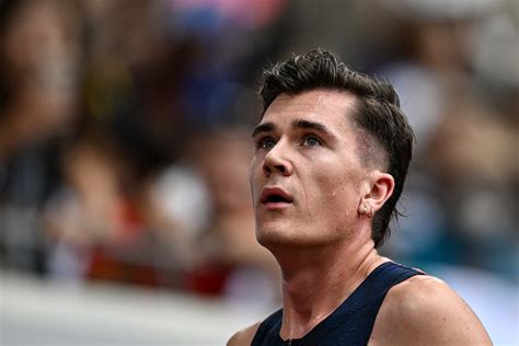 Injury-hit Ingebrigtsen fails to advance in world 1,500m