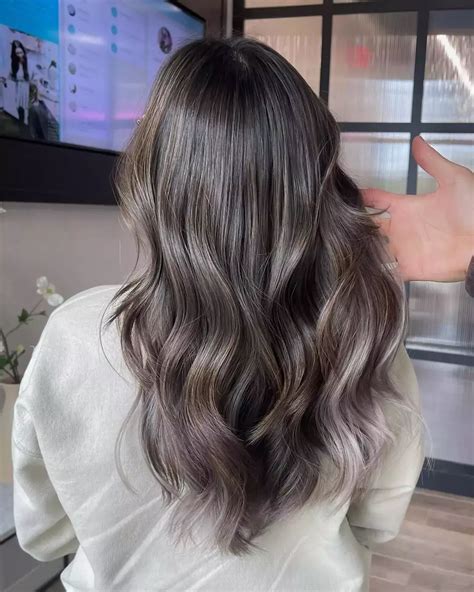 23 Ash Brown Hair Color Ideas for Cool-Toned Brunettes - Her Style Code