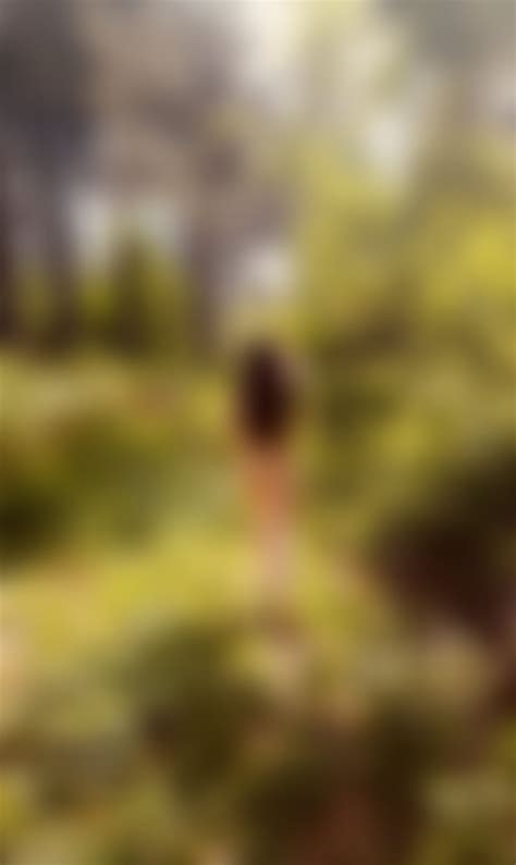 Hi, I'm Mia and I like to walk naked, would you walk with me?😜 : r ...