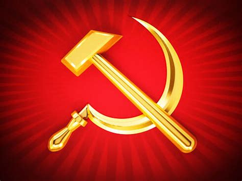 Voir les détails de l’image associée. Hammer and sickle communism symbols badge. 3D illustration ...