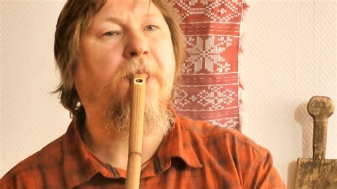 Как играть на калюке - этномузыкант Михаил Горшков (Москва) - YouTube