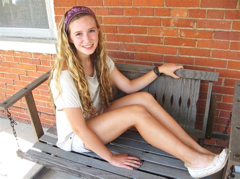 Pictures of Sara Luvv