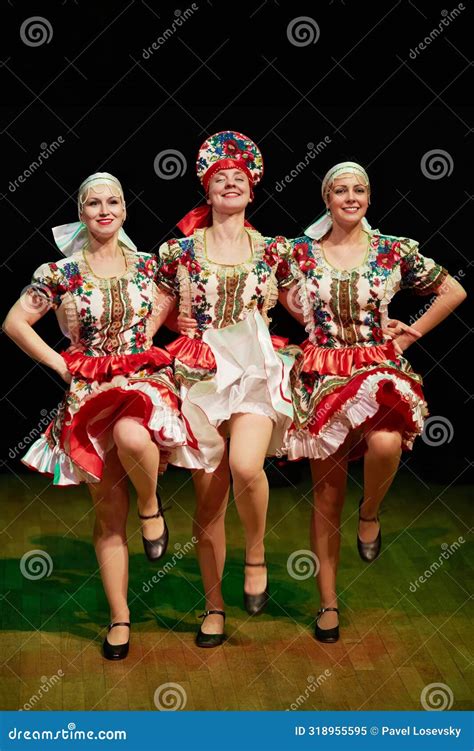Three Young Girls in Russian Traditional Dress Stock Image - Image of ...