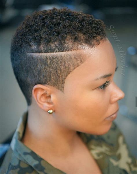 Short Natural Haircuts For Black Women: A Trending Style In 2023 ...