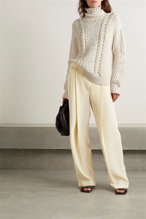 9 White Turtleneck Outfits That Will Always Look Chic | Who What Wear