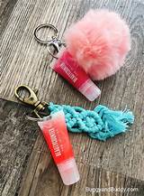 DIY Keychains: 35+ Ideas to Gift or Sell - Mod Podge Rocks
