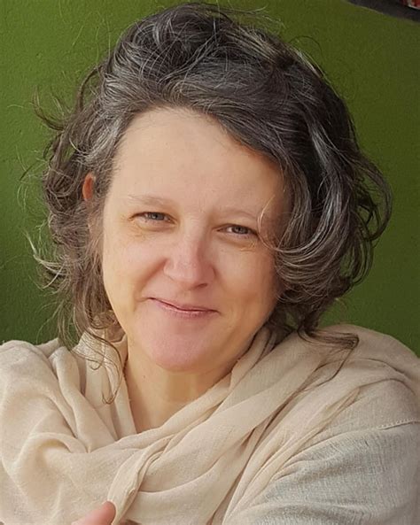 Denise Adams e a reflexão sobre os territórios da imagem - ArteRef