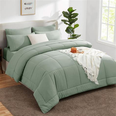 Amazon.com: CozyLux Queen Size Comforter Sets - 7 Pieces Bed in a Bag ...