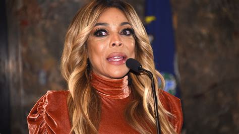 Wendy Williams Pre-Plastic Surgery Didn't Have a Boob Job or Liposuction