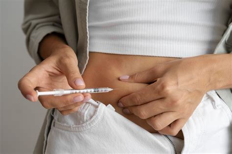B12 Weight Loss Shots: Do They Work? Benefits, Risks, and Real Results - Bmi Doctors