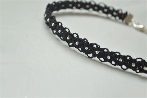 Como hacer un choker con técnicas de macramé