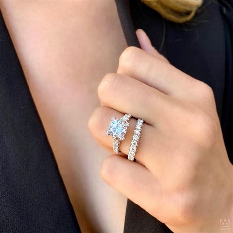 What Are The Different Types Of Engagement Ring Settings Available?