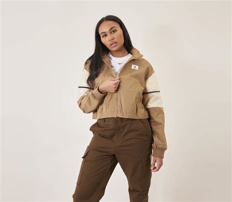 Jordan Womens Woven Jacket Driftwood Beach - Women's Clothing